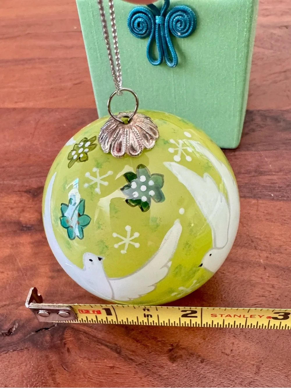 Li Bien Pier 1 reverse painted peace dove glass Christmas ornament Green NIB